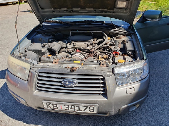 Subaru Forester 3 of 5
