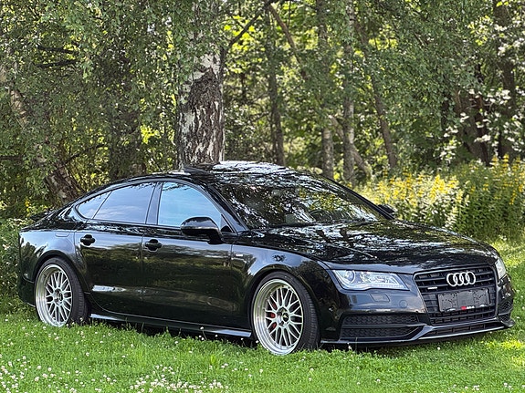 Audi A7 2 of 5