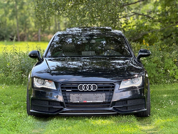 Audi A7 4 of 5