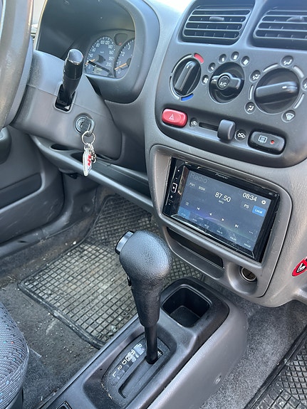 Suzuki Ignis 3 of 5