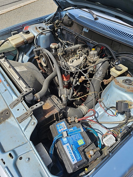 Volvo 240 21 of 25