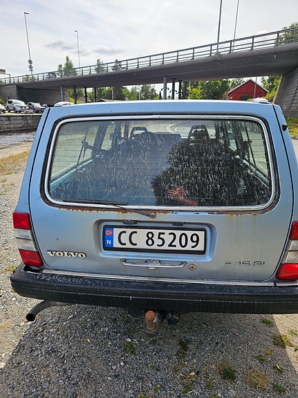 Volvo 240 8 of 25