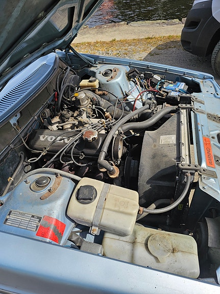 Volvo 240 19 of 25