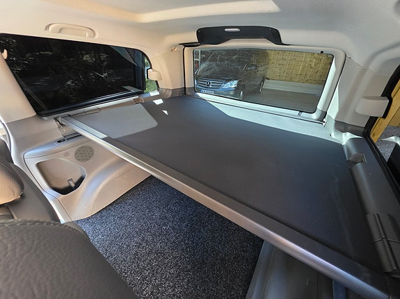 Mercedes-Benz Vito 111 19 of 29