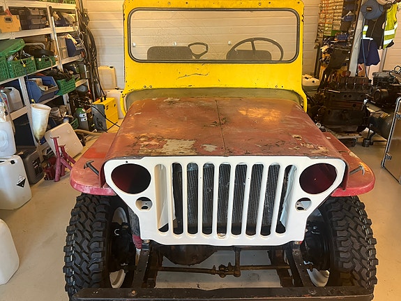 Willys Jeep 2 of 5