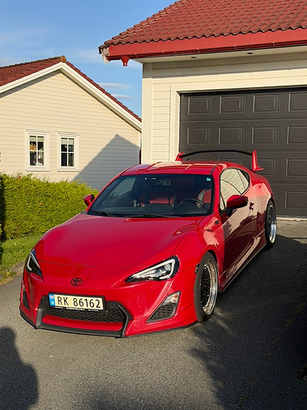 Toyota GT86 8 of 30