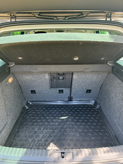 Volkswagen Tiguan 25 of 27