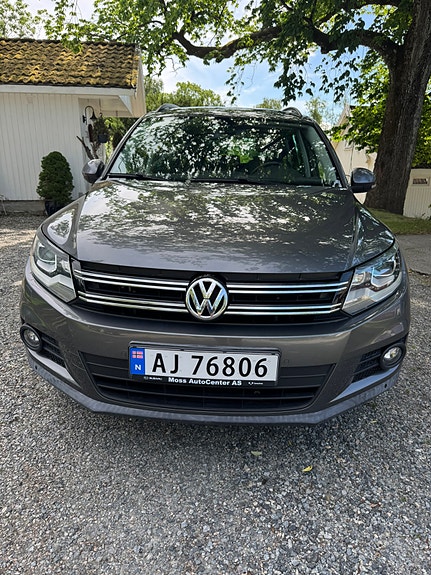 Volkswagen Tiguan 4 of 27