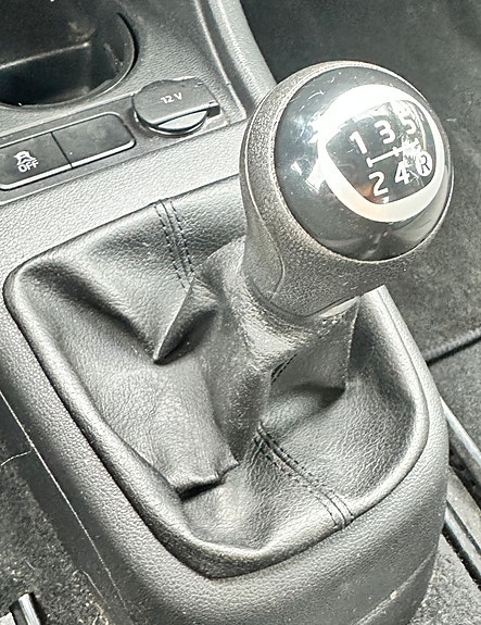 Volkswagen UP! 27 of 30