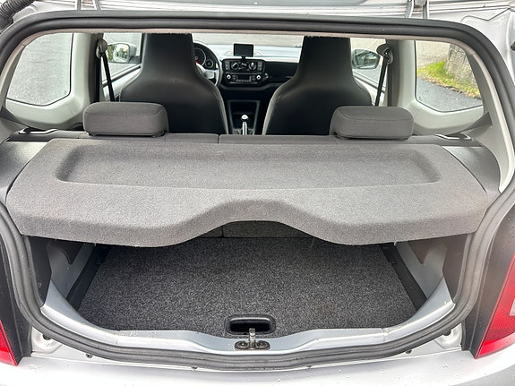 Volkswagen UP! 14 of 30