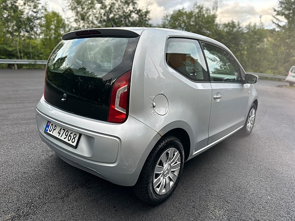 Volkswagen UP! 5 of 30