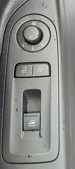 Volkswagen UP! 30 of 30