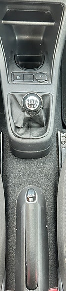 Volkswagen UP! 28 of 30