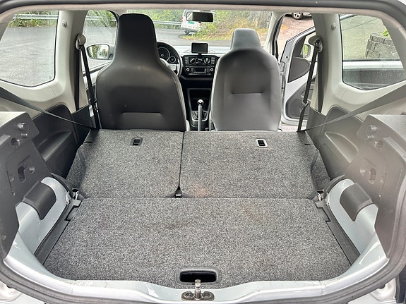 Volkswagen UP! 16 of 30