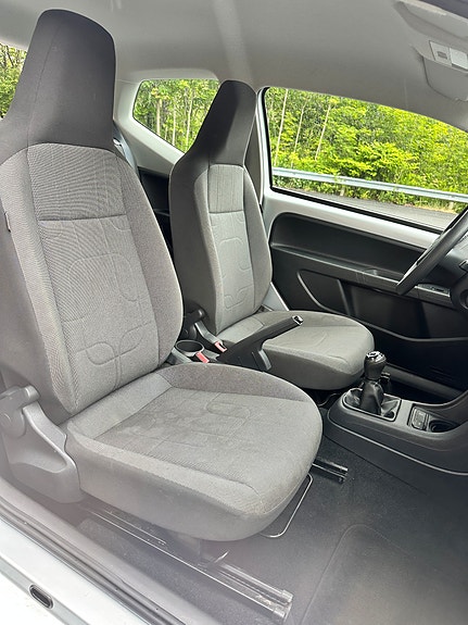 Volkswagen UP! 12 of 30