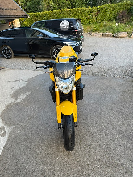 Yamaha FZ1-N 7 of 7