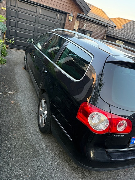 Volkswagen Passat 3 of 5