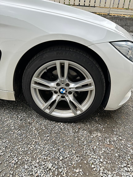 BMW 420d 3 of 5