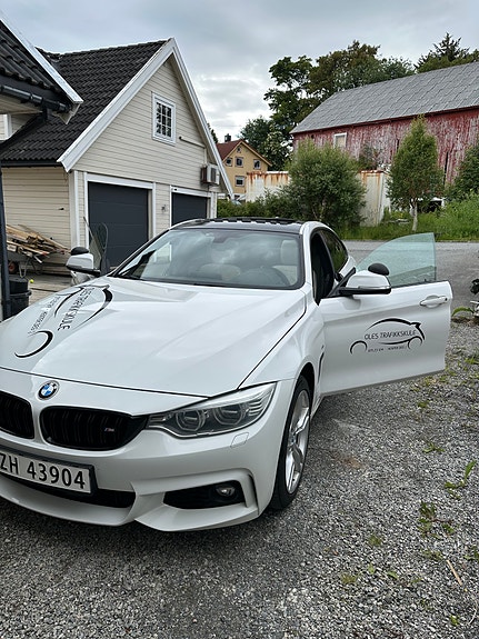 BMW 420d 4 of 5