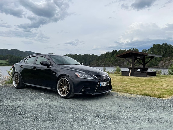 Lexus IS250 2 of 21