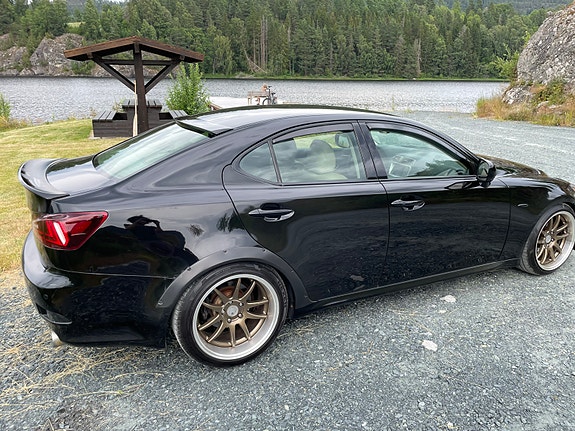 Lexus IS250 9 of 21