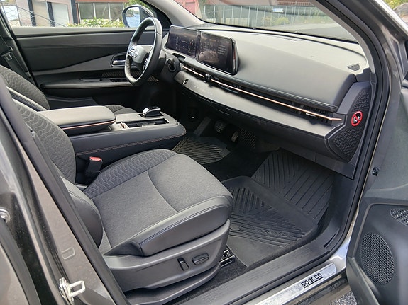 Nissan Ariya 19 of 30