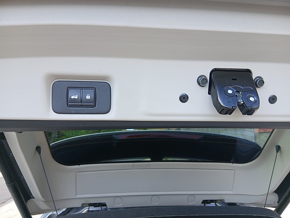 Nissan Ariya 25 of 30