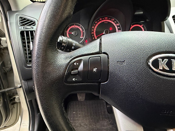 Kia Ceed 28 of 30
