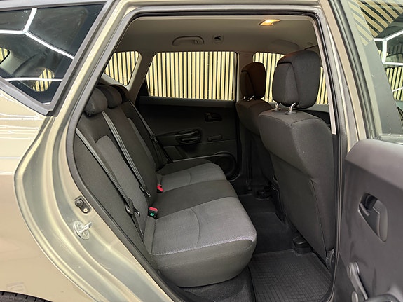 Kia Ceed 21 of 30