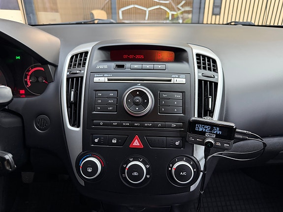 Kia Ceed 25 of 30