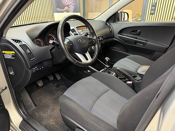 Kia Ceed 26 of 30