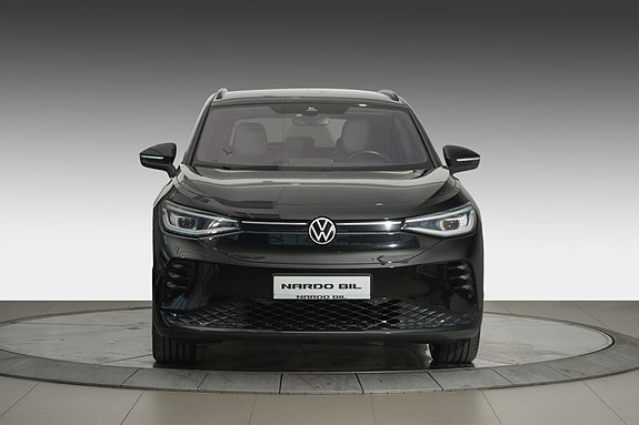 Volkswagen ID.4 GTX 3 of 5