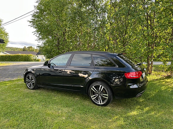 Audi A4 12 of 17