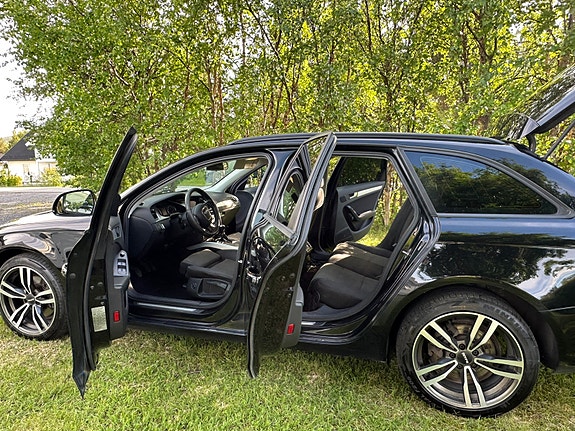 Audi A4 11 of 17