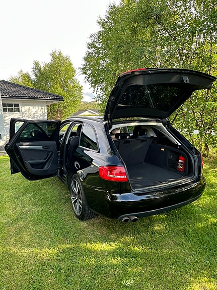 Audi A4 9 of 17