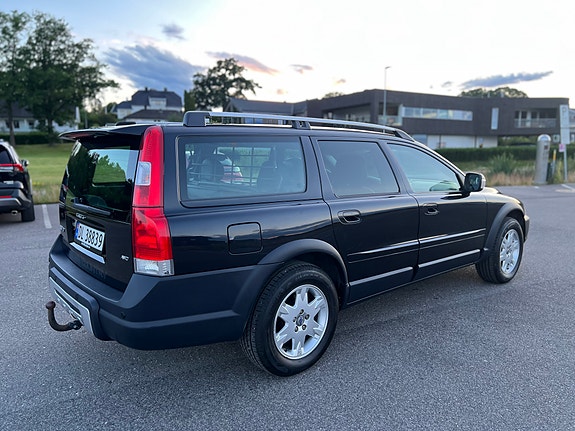 Volvo XC70 5 of 5