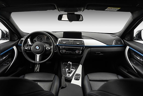 BMW 330e 7 of 16