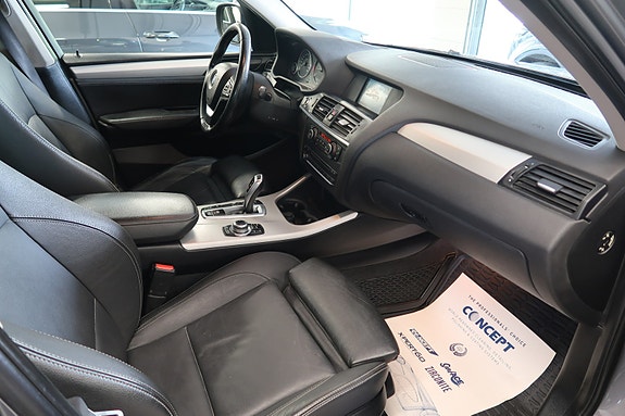BMW X3 20 of 30