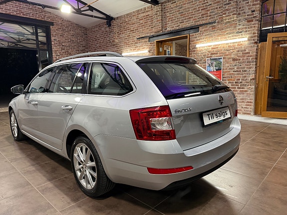 Skoda Octavia 9 of 30
