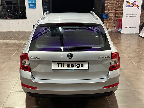 Skoda Octavia 12 of 30