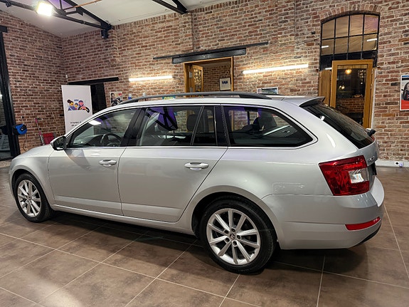 Skoda Octavia 8 of 30
