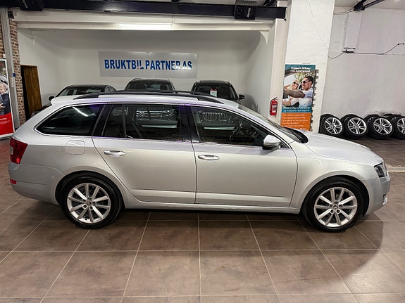 Skoda Octavia 15 of 30