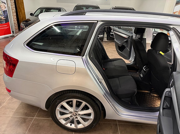Skoda Octavia 27 of 30