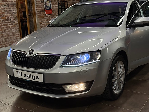 Skoda Octavia 6 of 30