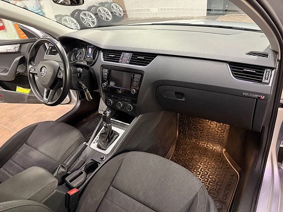Skoda Octavia 29 of 30