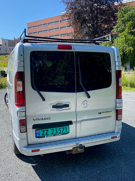 Opel Vivaro 2 of 5