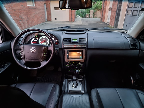 SsangYong Rexton W 25 of 30