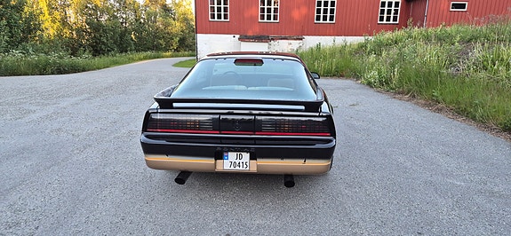 Pontiac Trans Am 3 of 5