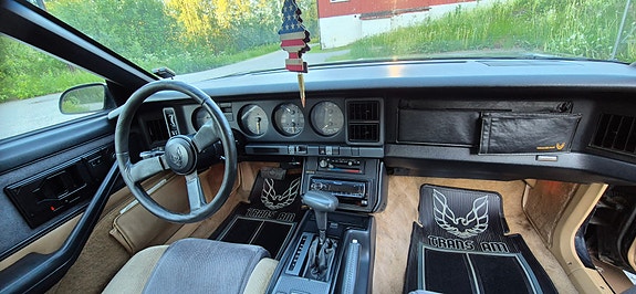 Pontiac Trans Am 7 of 10