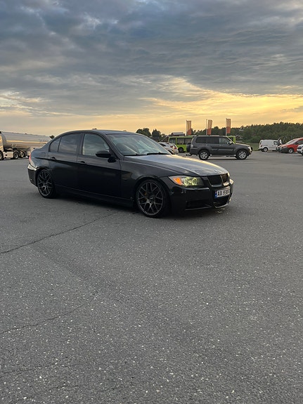 BMW 325D 2007 photo 5
